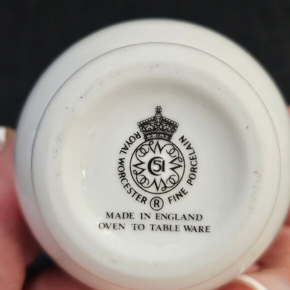 Royal Worcester Egg Coddler English Garden Made in England Single Egg - Picture 3 of 10